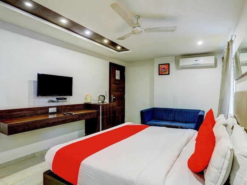 ואדודרה Fabhotel Prime Sky Light מראה חיצוני תמונה