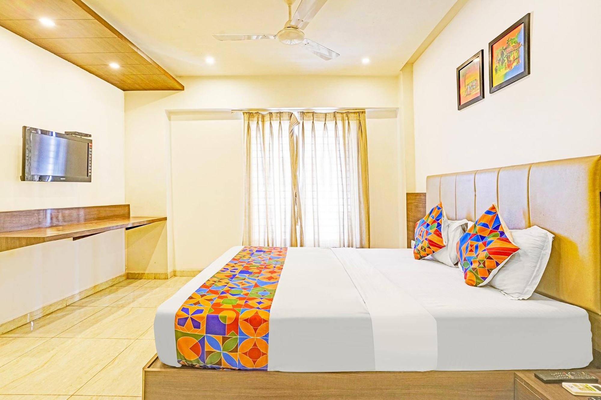 ואדודרה Fabhotel Prime Sky Light מראה חיצוני תמונה