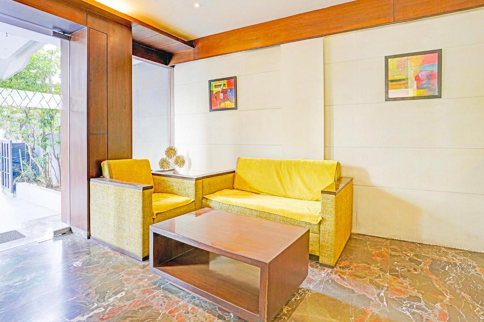 ואדודרה Fabhotel Prime Sky Light מראה חיצוני תמונה